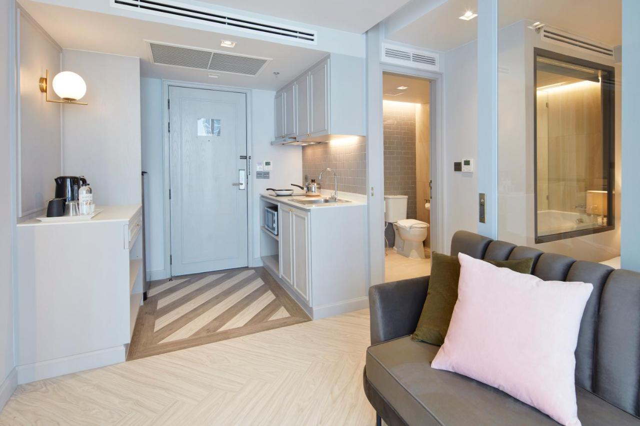 The Quarter Ploenchit By Uhg - Sha Extra Plus Apartment Bangkok Bagian luar foto